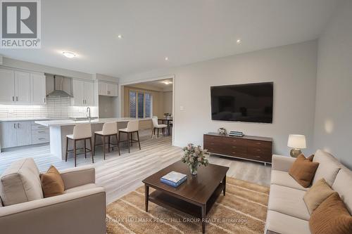 19 Amsterdam Drive, Barrie, ON - Indoor Photo Showing Living Room