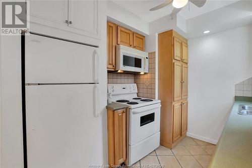 1766 Arthur, Windsor, ON - Indoor Photo Showing Kitchen