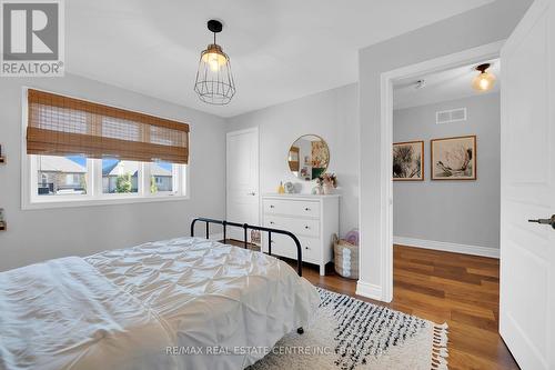 53 Diana Avenue, Grimsby, ON - Indoor Photo Showing Bedroom