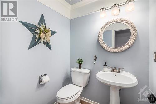 Part bath on main floor - 807 Brissac Way, Ottawa, ON - Indoor Photo Showing Bathroom