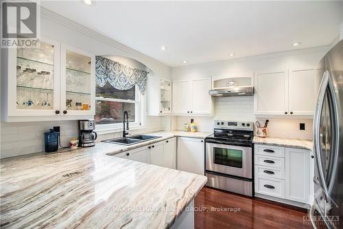 807 Brissac Way, Ottawa, ON - Indoor Photo Showing Kitchen With Stainless Steel Kitchen With Double Sink