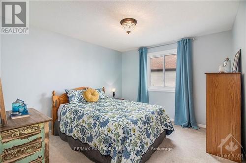 807 Brissac Way, Ottawa, ON - Indoor Photo Showing Bedroom