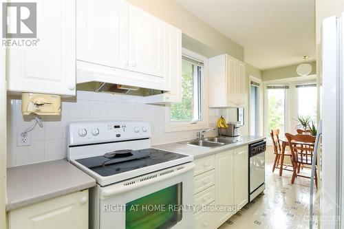 4 - 1100 Gablefield Avenue, Ottawa, ON - Indoor Photo Showing Kitchen With Double Sink