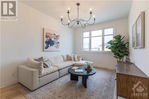 Blk 23 Unit 1 Lewis Street, Carleton Place, ON - Indoor Photo Showing Living Room