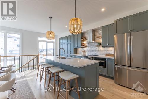 Blk 23 Unit 1 Lewis Street, Carleton Place, ON - Indoor Photo Showing Kitchen With Upgraded Kitchen