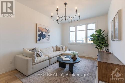 Blk 23 Unit 1 Lewis Street, Carleton Place, ON - Indoor Photo Showing Living Room