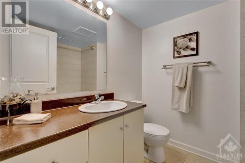 138 Somerset Street W Unit#906, Ottawa, ON - Indoor Photo Showing Bathroom