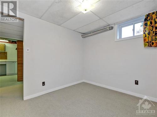 143 Rothesay Drive, Ottawa, ON - Indoor Photo Showing Other Room