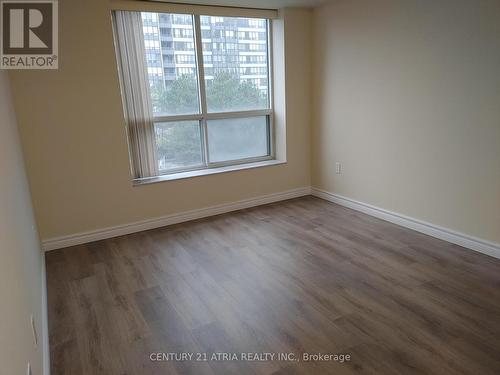 402 - 1 Pemberton Avenue, Toronto, ON - Indoor Photo Showing Other Room