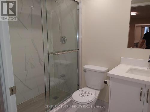 402 - 1 Pemberton Avenue, Toronto, ON - Indoor Photo Showing Bathroom