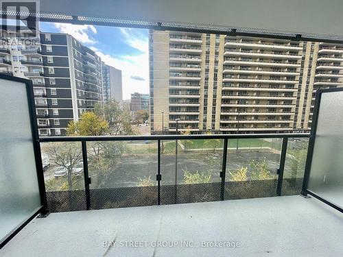 415 - 127 Broadway Avenue, Toronto, ON - Outdoor With Balcony