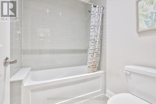 194 Erskine Avenue, Toronto, ON - Indoor Photo Showing Bathroom