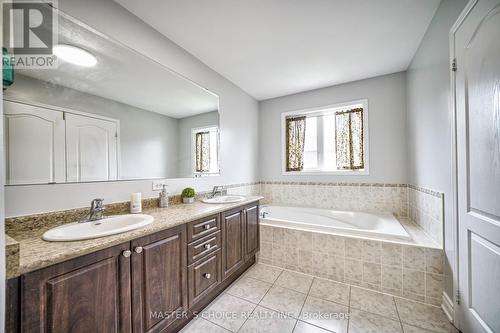 3315 Ruth Fertel Drive, Mississauga, ON - Indoor Photo Showing Bathroom