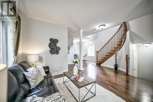 3315 Ruth Fertel Drive, Mississauga, ON - Indoor Photo Showing Living Room