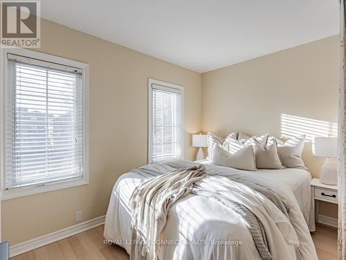 203 Fallingbrook Street, Whitby, ON - Indoor Photo Showing Bedroom