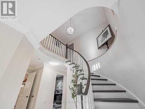 203 Fallingbrook Street, Whitby, ON - Indoor Photo Showing Other Room