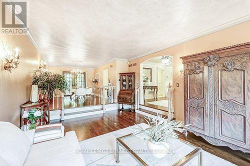 47 Argonne Crescent, Toronto, ON - Indoor Photo Showing Living Room