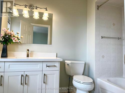 121 Dooley Crescent, Ajax, ON - Indoor Photo Showing Bathroom