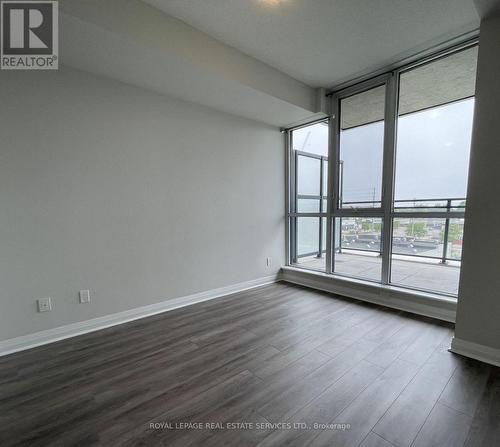 506 - 55 Eglinton Avenue W, Mississauga, ON - Indoor Photo Showing Other Room