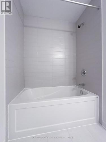 456 Buckthorn Drive, Kingston (City Northwest), ON - Indoor Photo Showing Bathroom