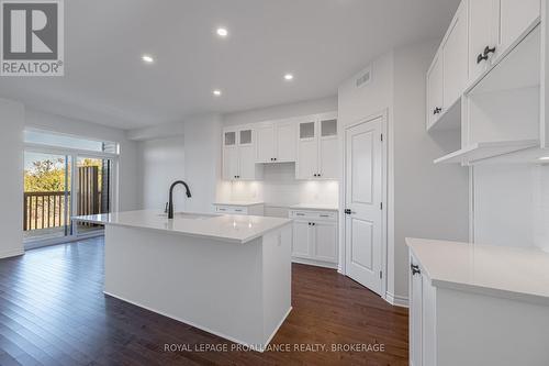 456 Buckthorn Drive, Kingston (City Northwest), ON - Indoor Photo Showing Kitchen With Upgraded Kitchen