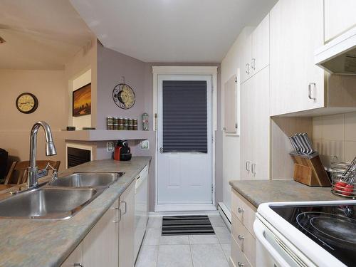 Cuisine - 1035A Rue Melatti, Montréal (Lasalle), QC - Indoor Photo Showing Kitchen With Double Sink