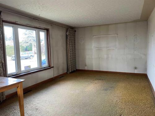 1130 Mountdale Avenue, Thunder Bay, ON - Indoor Photo Showing Other Room