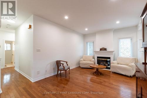 109 Princess Avenue, Middlesex Centre (Komoka), ON - Indoor With Fireplace