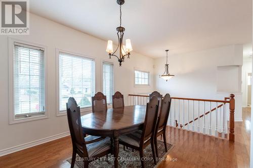 109 Princess Avenue, Middlesex Centre (Komoka), ON - Indoor Photo Showing Dining Room