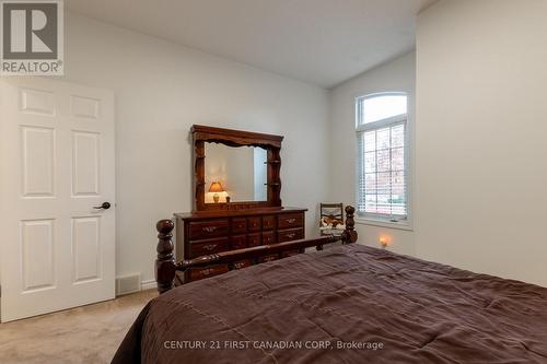 Bedroom 2 - 109 Princess Avenue, Middlesex Centre (Komoka), ON - Indoor Photo Showing Bedroom