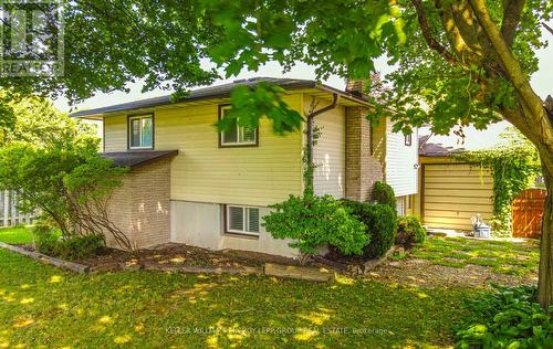 595 Foxrun Court, Oshawa (Pinecrest), ON - Outdoor