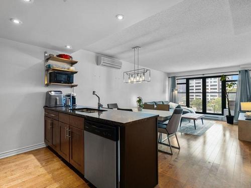 Kitchen - 403-450 Rue St-Antoine E., Montréal (Ville-Marie), QC - Indoor Photo Showing Kitchen