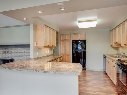 203-420 Linden Ave, Victoria, BC - Indoor Photo Showing Kitchen With Double Sink