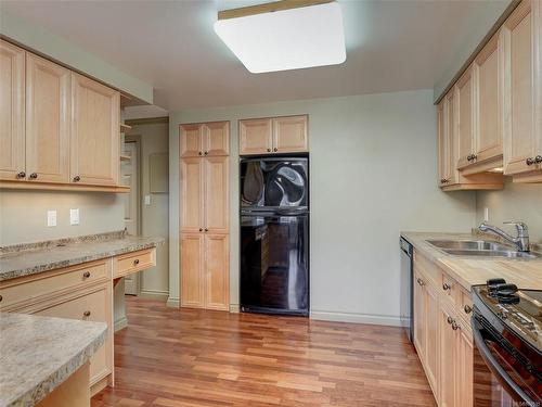 203-420 Linden Ave, Victoria, BC - Indoor Photo Showing Kitchen With Double Sink