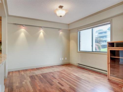 203-420 Linden Ave, Victoria, BC - Indoor Photo Showing Other Room