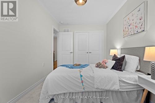 72 Tundra Road, Caledon, ON - Indoor Photo Showing Bedroom