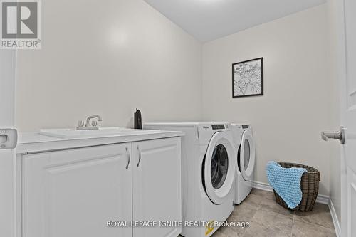 72 Tundra Road, Caledon, ON - Indoor Photo Showing Laundry Room