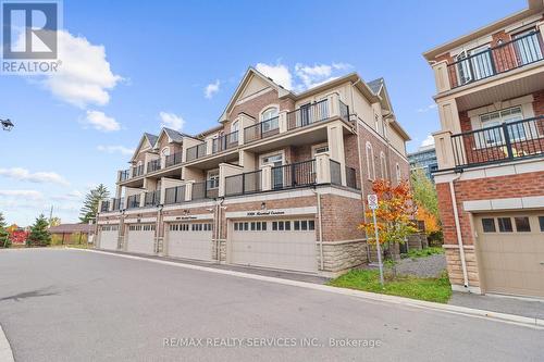 3006 Rivertrail Cmn, Oakville, ON - Outdoor With Balcony With Facade