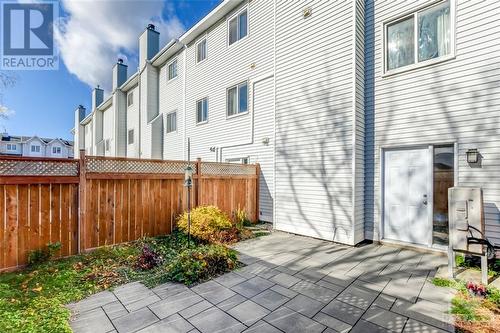 39 Castlegreen Private, Ottawa, ON - Outdoor With Exterior