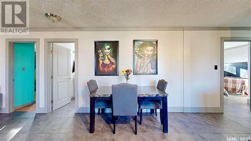 939 Brown Street, Moose Jaw, SK - Indoor Photo Showing Dining Room