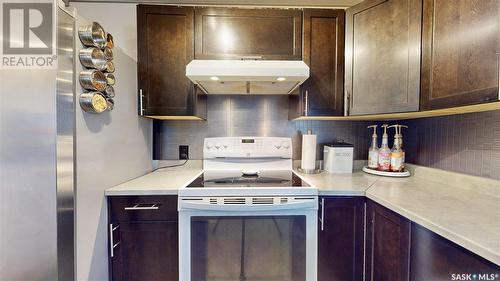 939 Brown Street, Moose Jaw, SK - Indoor Photo Showing Kitchen