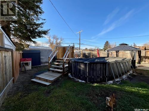 939 Brown Street, Moose Jaw, SK - Outdoor