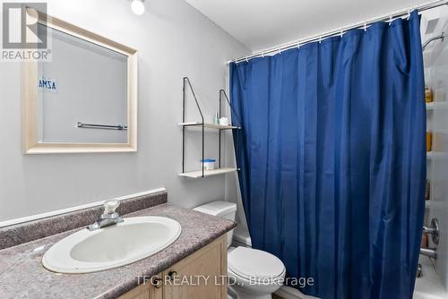 1440 Fleming Court, Oshawa (Lakeview), ON - Indoor Photo Showing Bathroom