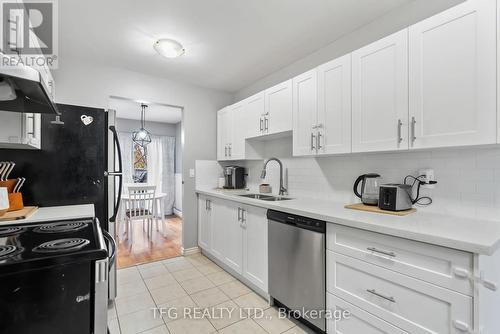 1440 Fleming Court, Oshawa (Lakeview), ON - Indoor Photo Showing Kitchen With Double Sink