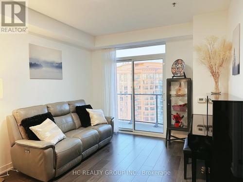 2309 - 195 Bonis Avenue, Toronto, ON - Indoor Photo Showing Living Room