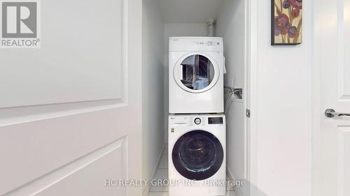 2309 - 195 Bonis Avenue, Toronto, ON - Indoor Photo Showing Laundry Room