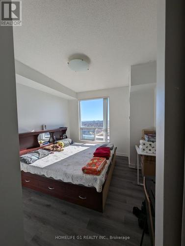 Ph-103 - 38 Lee Centre Drive, Toronto, ON - Indoor Photo Showing Bedroom