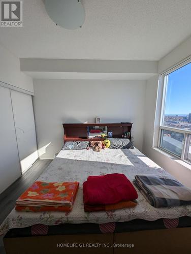 Ph-103 - 38 Lee Centre Drive, Toronto, ON - Indoor Photo Showing Bedroom