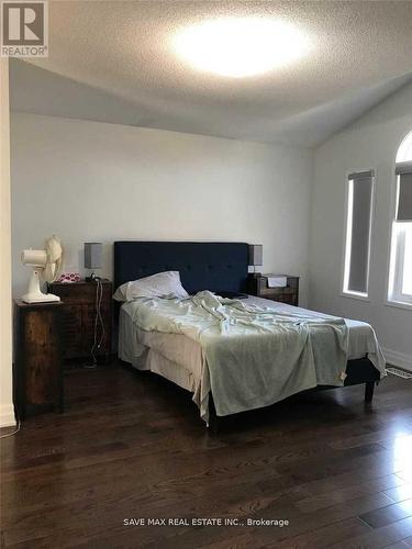 35 Hillsburgh (Upper) Drive, Brampton, ON - Indoor Photo Showing Bedroom