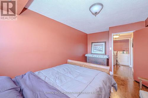 211 - 500 Green Road, Hamilton, ON - Indoor Photo Showing Bedroom